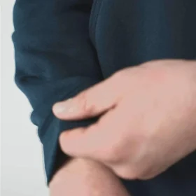 Pánská mikina s kapucí a ikonickým logem K288 – carhartt K288